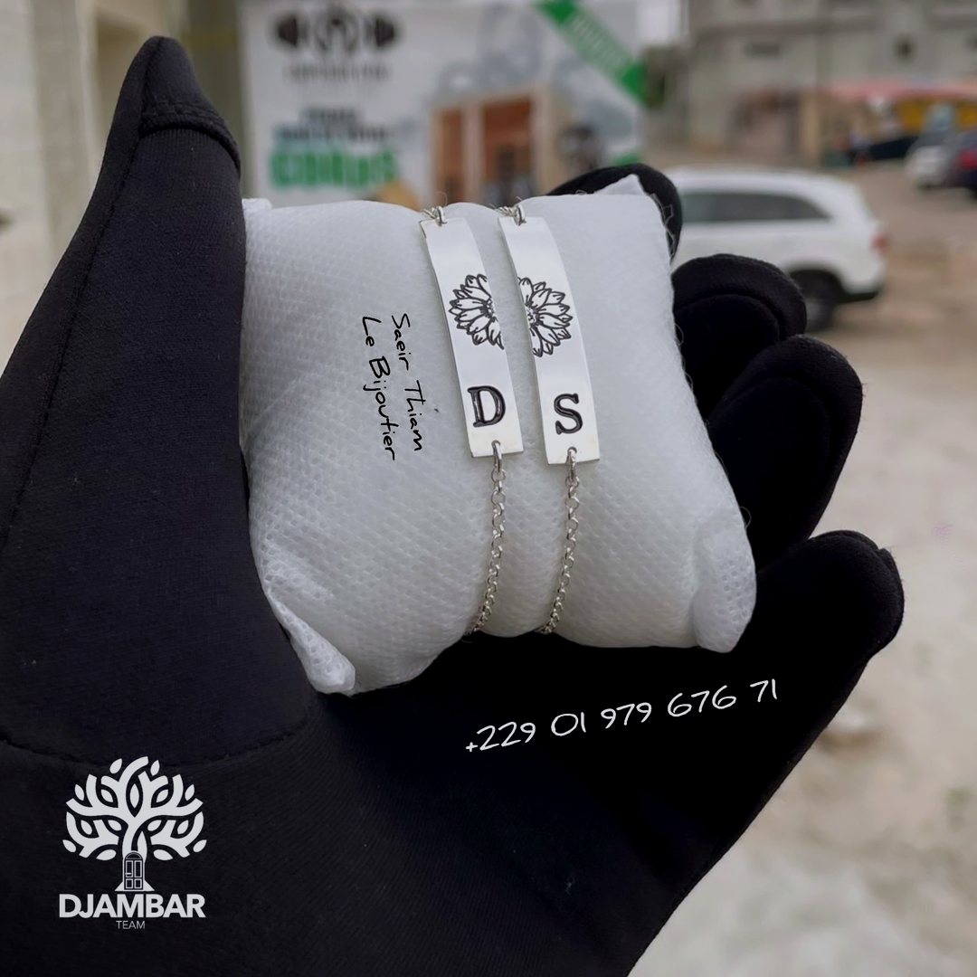 Bracelet torsadé en argent — Saeir Thiam Bijouterie, Cotonou